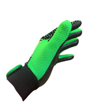 Load image into Gallery viewer, CMAC Gaelic Glove Blk/Green